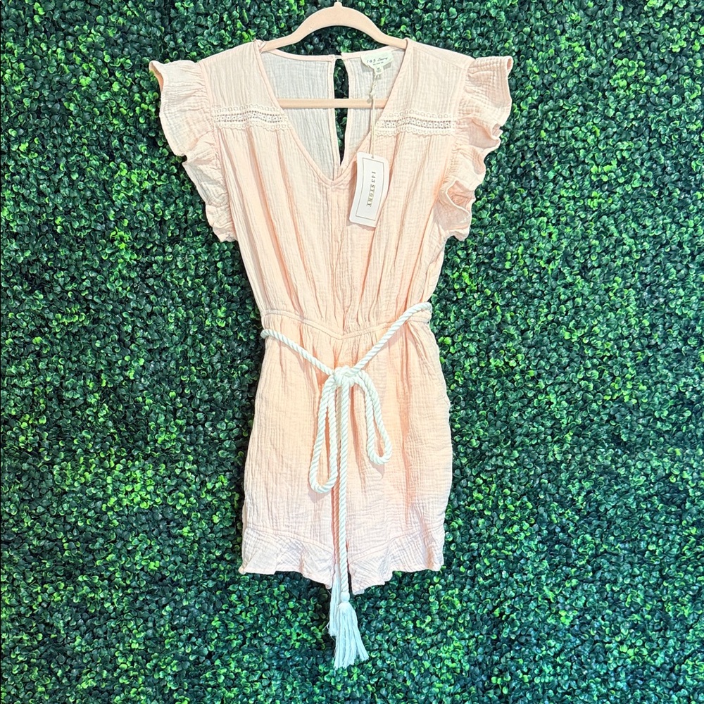 143 Story by Lineup Romper